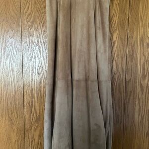 Elegant Fawn Women's Suede Midi Skirt